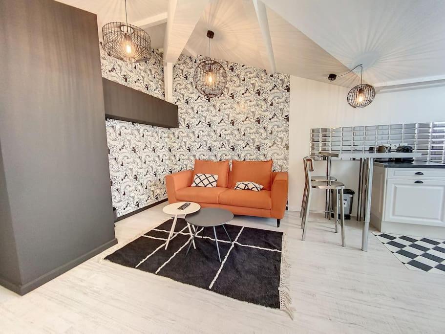Bienvenue A La Tatoo Room Bourgoin-Jallieu Luaran gambar